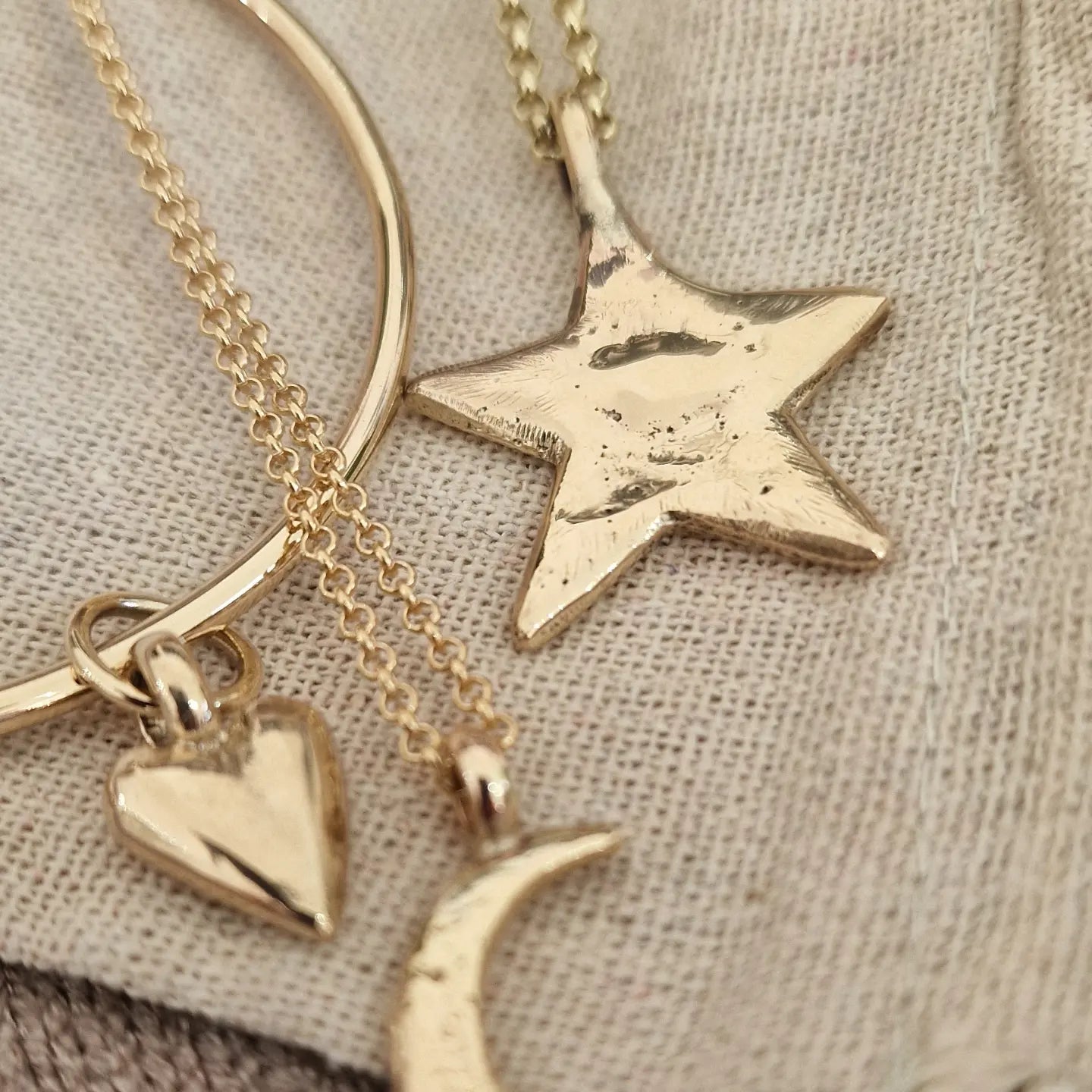 Signature Gold Maxi Star Necklace