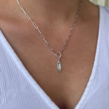 Signature Feather Trace Chain