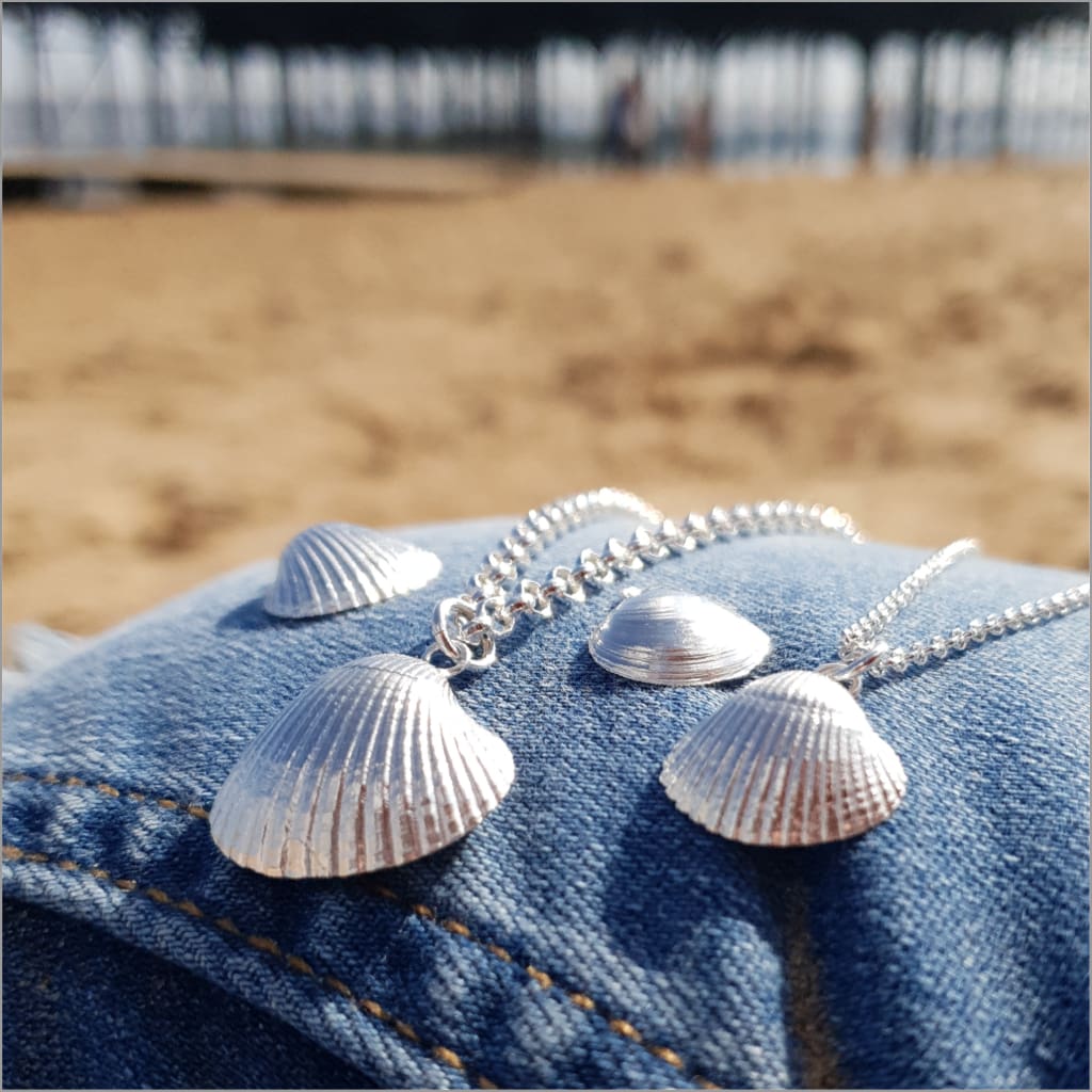 ITP Signature Clam Shell Necklace Necklace