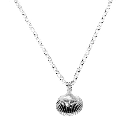 Signature Maxi Cockle Shell Necklace